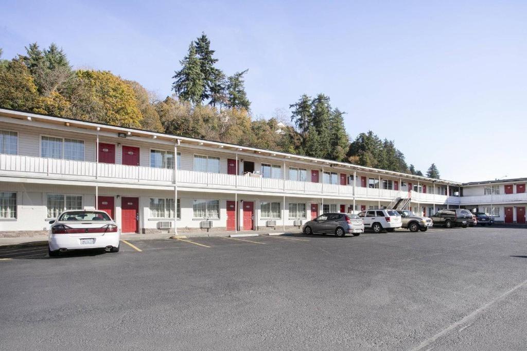 Oyo Hotel Kalama Luaran gambar