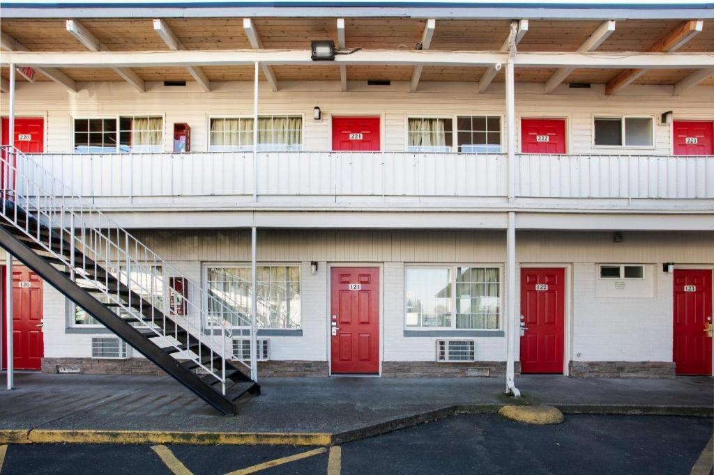 Oyo Hotel Kalama Luaran gambar