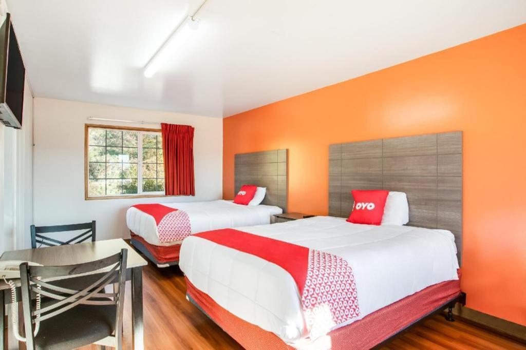 Oyo Hotel Kalama Luaran gambar