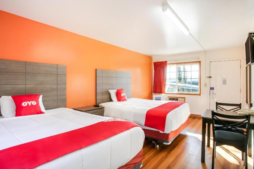 Oyo Hotel Kalama Luaran gambar