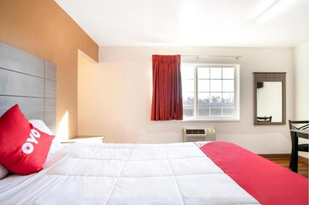 Oyo Hotel Kalama Luaran gambar