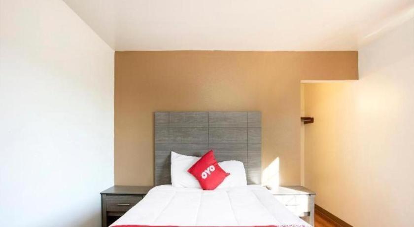 Oyo Hotel Kalama Luaran gambar